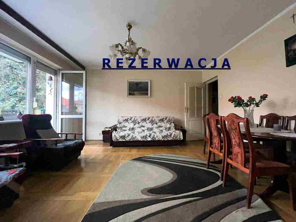 REZERWACJA - SPRZEDAM MIESZKANIE PRZY UL. PUŁASKIEGO 5 — zdjęcie 1